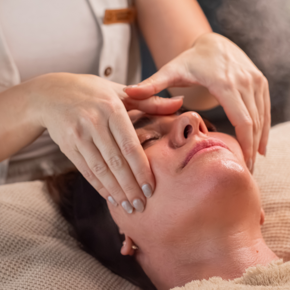 RADIOFRECUENCIA FACIAL + LIMPIEZA PROFUNDA, TRATAMIENTO ANTIAGE, SPA CALMA, VILLA MARIA